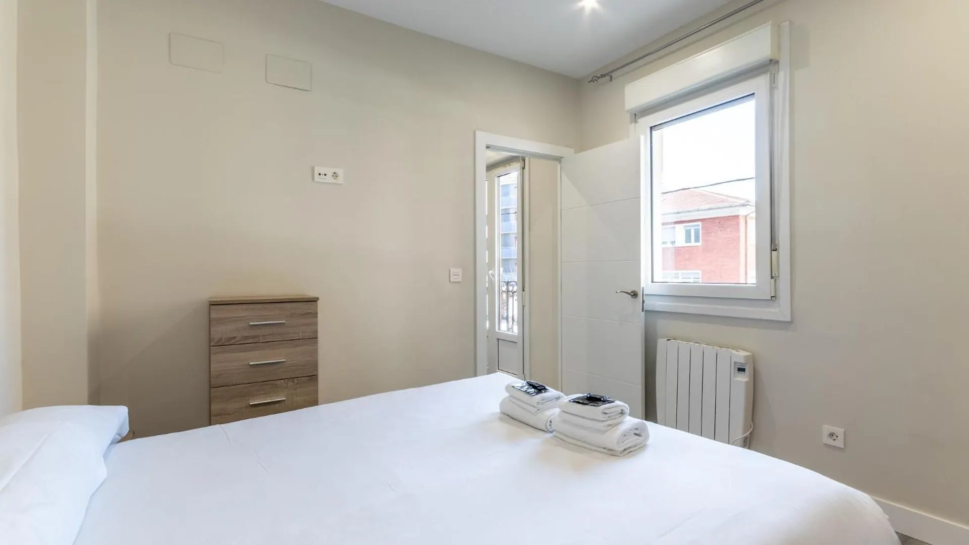 Biator Apartment By People Rentals Basauri 0*,